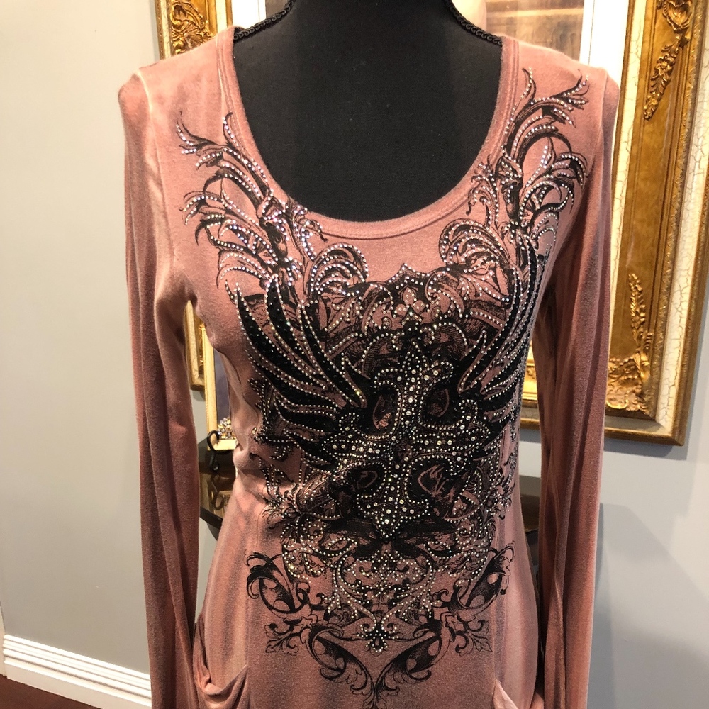 New Vocal Tunic with slouch pocket w Rhinestones